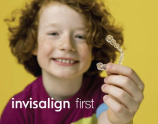 マウスピースを持つ男の子