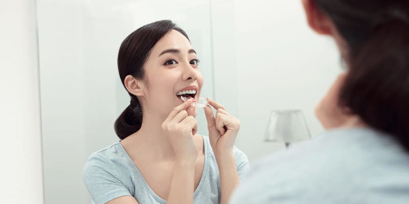 インビザラインは目立ちますか？